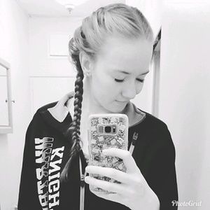 Meet your Posher, Cassy